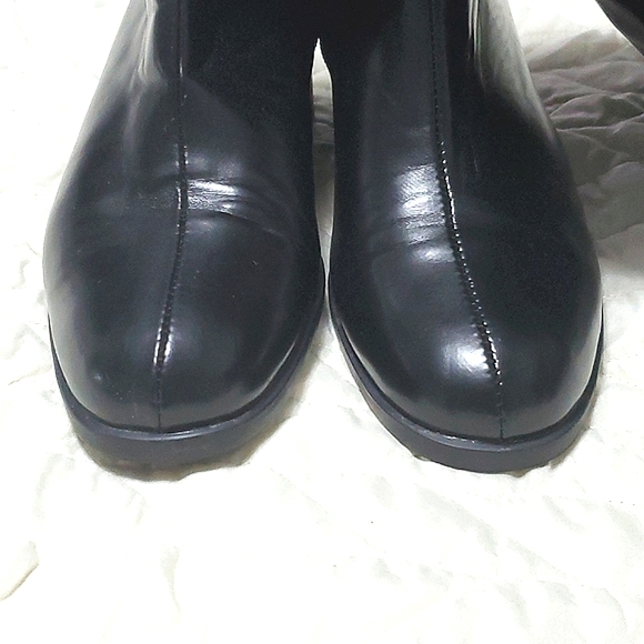 Knee long boots - Picture 3 of 8